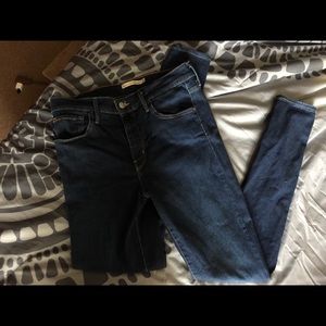 Women’s Levi Skinny Jeans